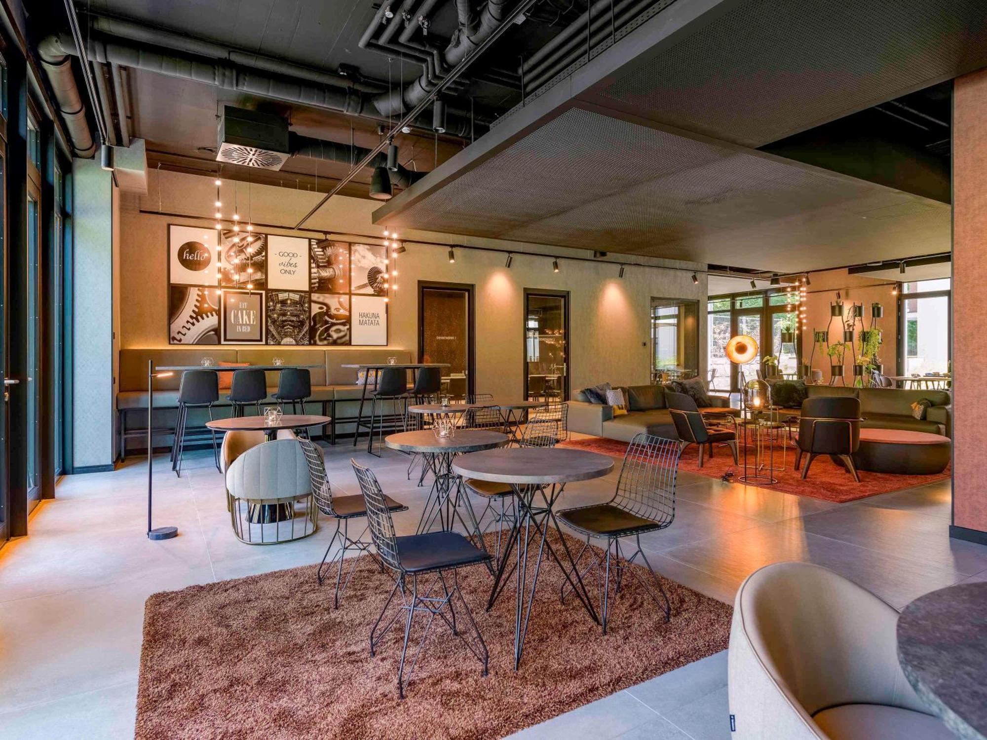 Hotel Ibis Styles FDH Esterno foto