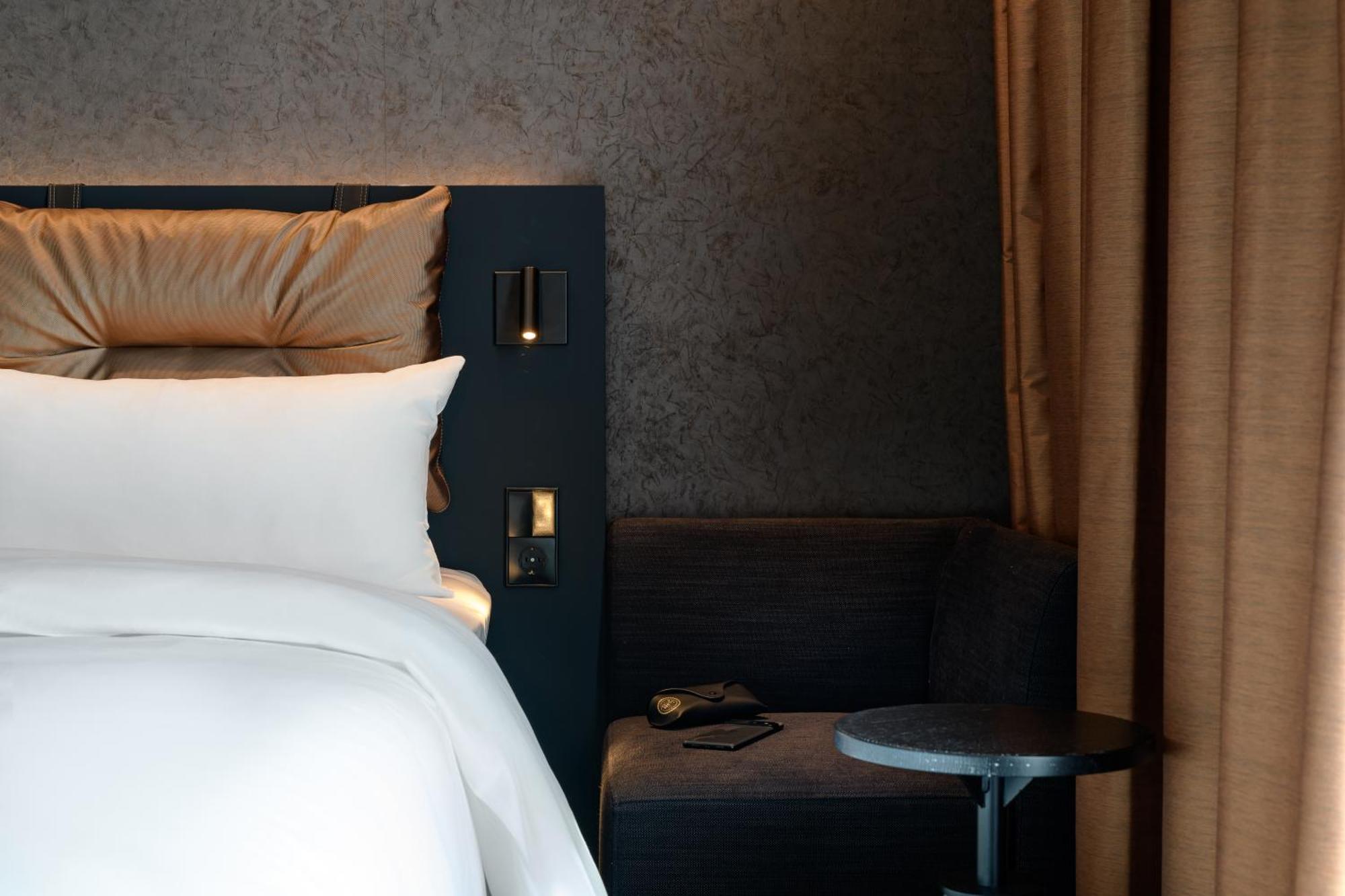 Hotel Ibis Styles FDH Esterno foto